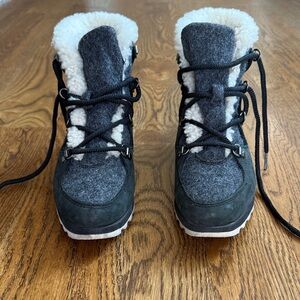 Sorel Black and Gray Winter Boots